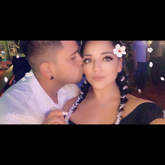 Meet Your Posher! - Picture 2 of 2